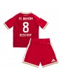 Otroški Nogometna dresi replika Bayern Munich Tom Bischof #8 Domači 2026-27 Kratek rokav (+ hlače)